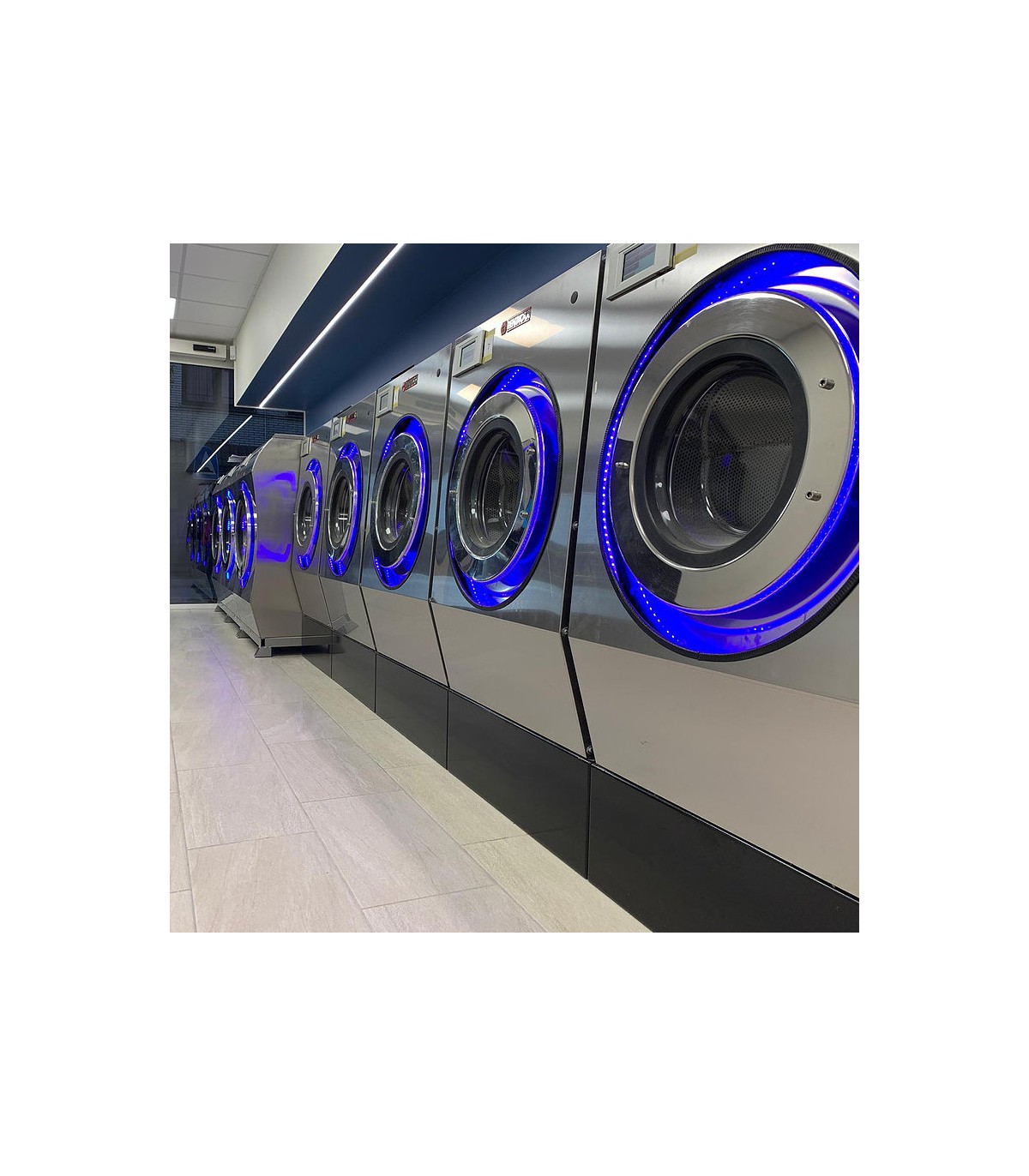 Renzacci coin operated laundry machine with smart controller inside